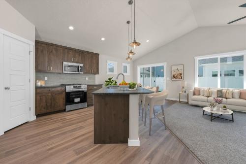 Weekend Open Houses - 8/16 - 8/17